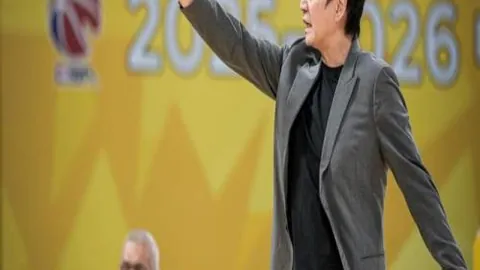 中国女足与加拿大女足激战平局，争夺Pinatar杯半决赛席位，中国台北队将成对手，央视新闻客户端实时报道